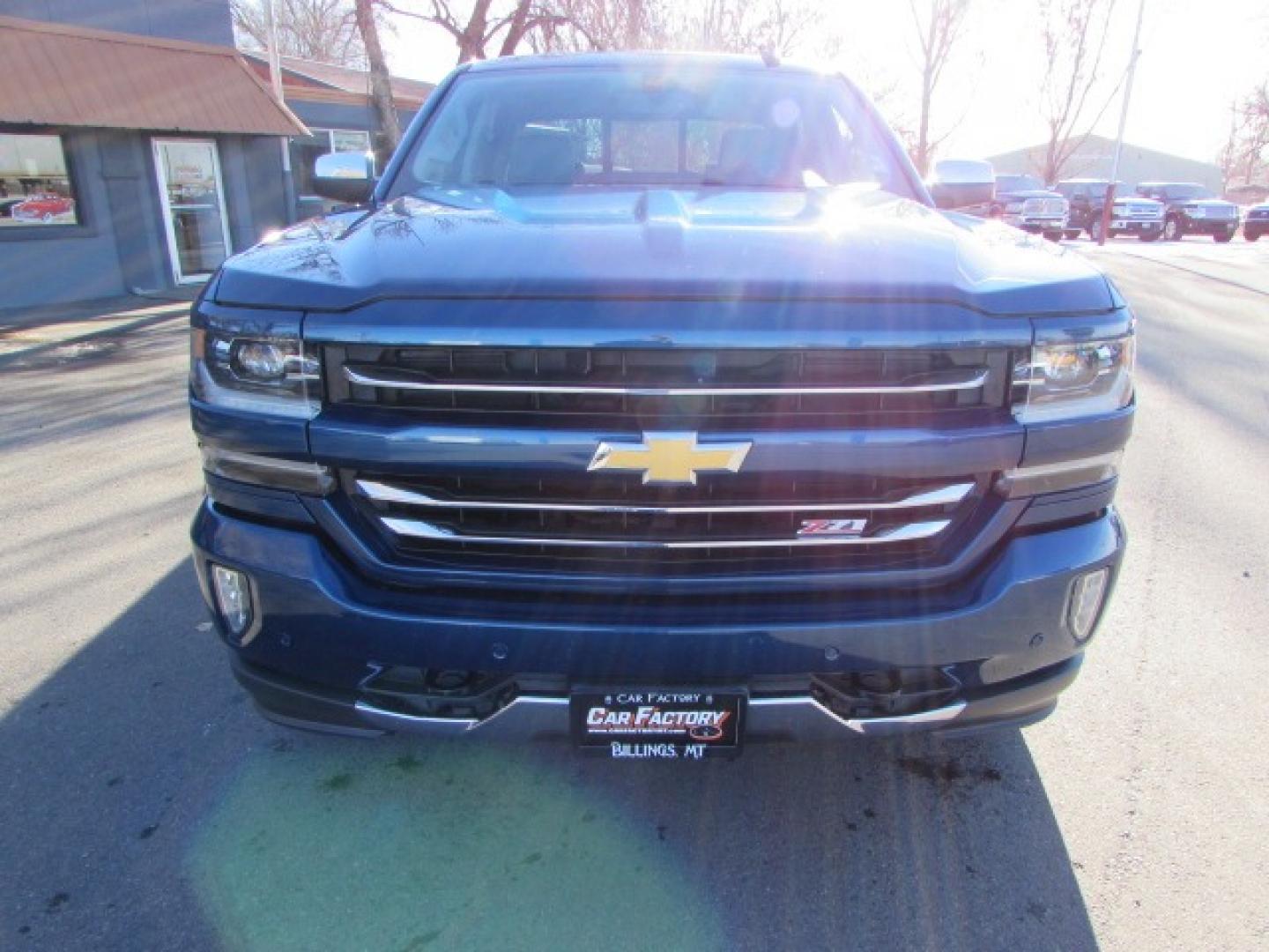 2017 Deep Ocean Blue Metallic /Gray Leather Chevrolet Silverado 1500 LTZ Z71 (3GCUKSEJ7HG) with an 6.2L Ecotec3 gasoline engine, 8 speed automatic transmission, located at 4562 State Avenue, Billings, MT, 59101, (406) 896-9833, 45.769516, -108.526772 - Photo#7